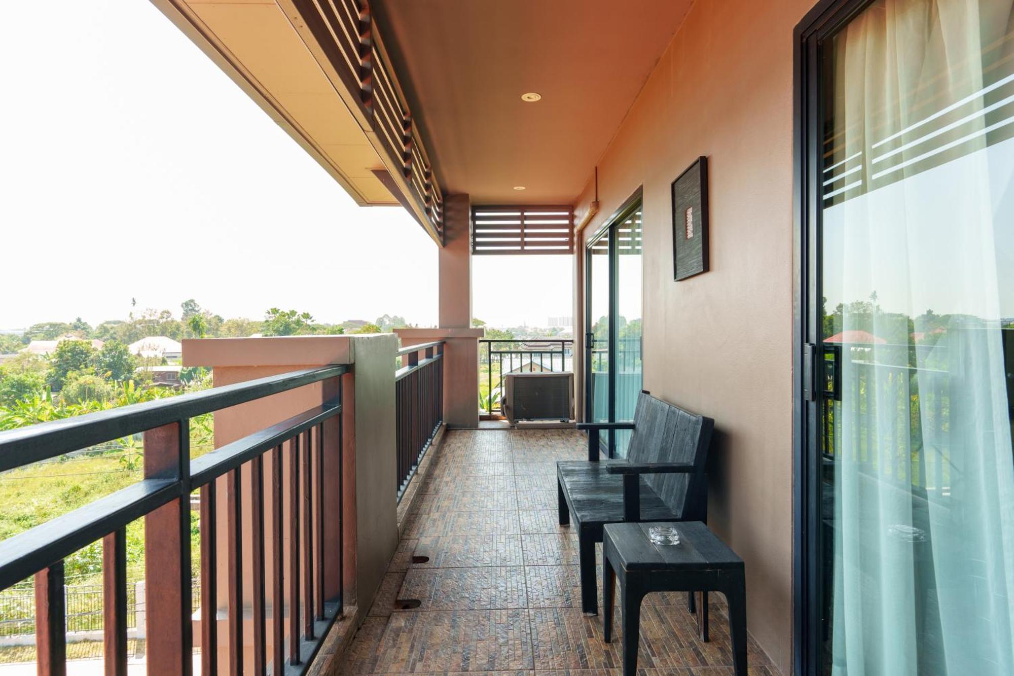 Blu Monkey Brown House Udonthani Hotel Exterior foto